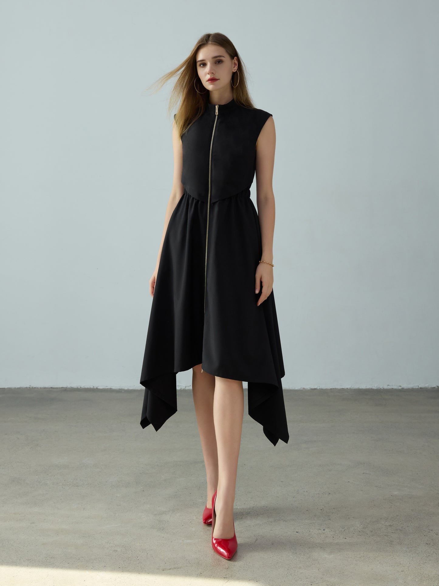 Triangle Swan Dress（Pre-Sale）