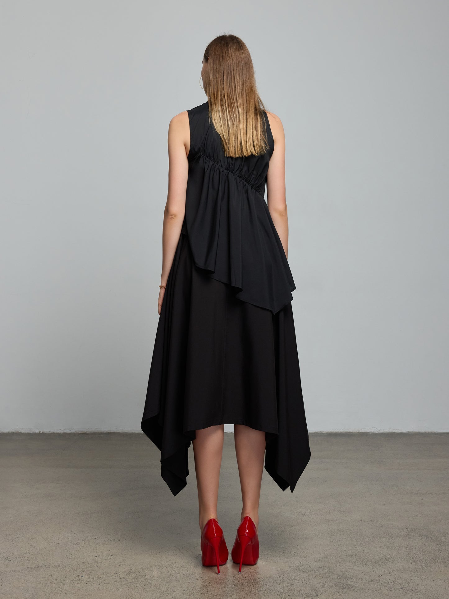 Triangle Swan Skirt（Pre-Sale）